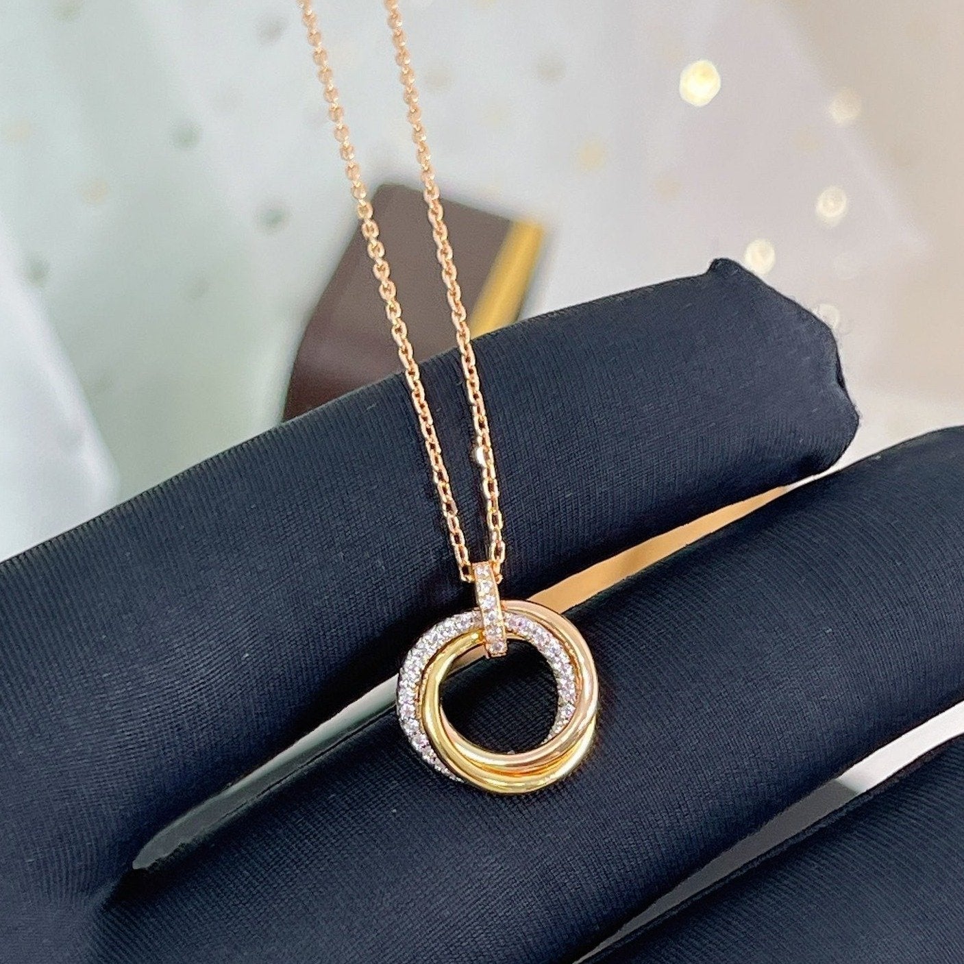 [Love More]TRINITY NECKLACE SILVER GOLD PINK GOLD DIAMONDS