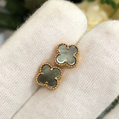 [Love More]CLOVER MINI GOLD EARRINGS