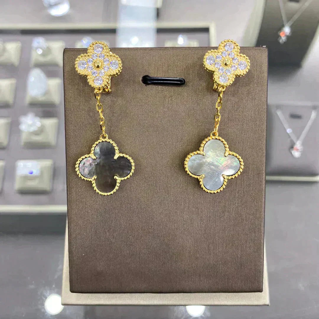 [Love More]CLOVER  2 MOTIFS  DIAMOND  EARRINGS (MULTIPLE CHOICESç´