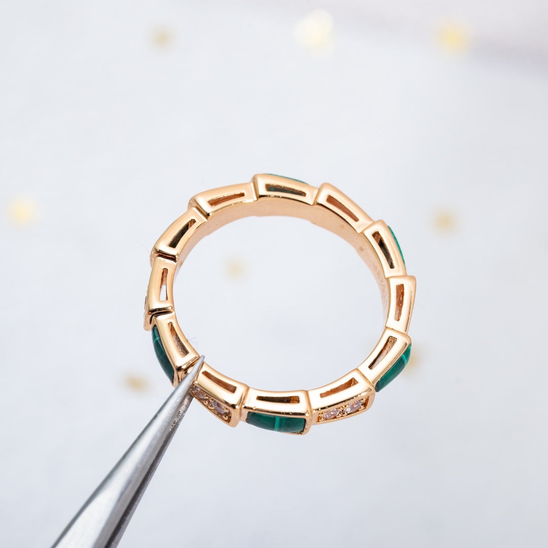 [Love More]SERPENTI RING PINK GOLD MALACHITE DIAMOND 3MM