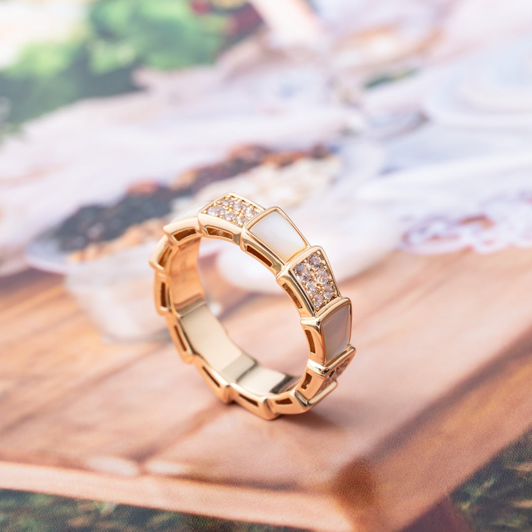 [Love More]SERPENTI RING PINK GOLD MOP DIAMOND PAVED 4MM