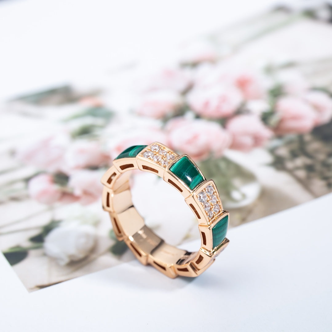 [Love More]SERPENTI RING PINK GOLD MALACHITE DIAMOND PAVED 4MM