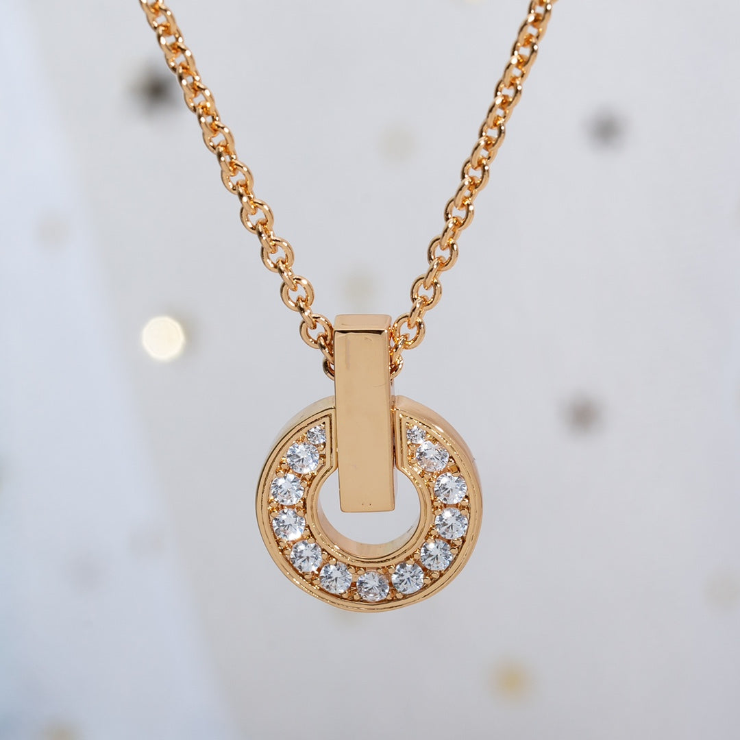 [Love More]GARI NECKLACE PINK GOLD DIAMOND