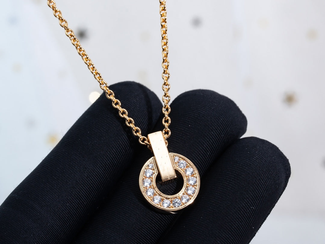 [Love More]GARI NECKLACE PINK GOLD DIAMOND