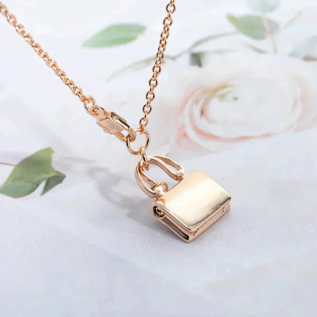 [Love More]AMULETTE PEDANT ROSE GOLD NECKLACE