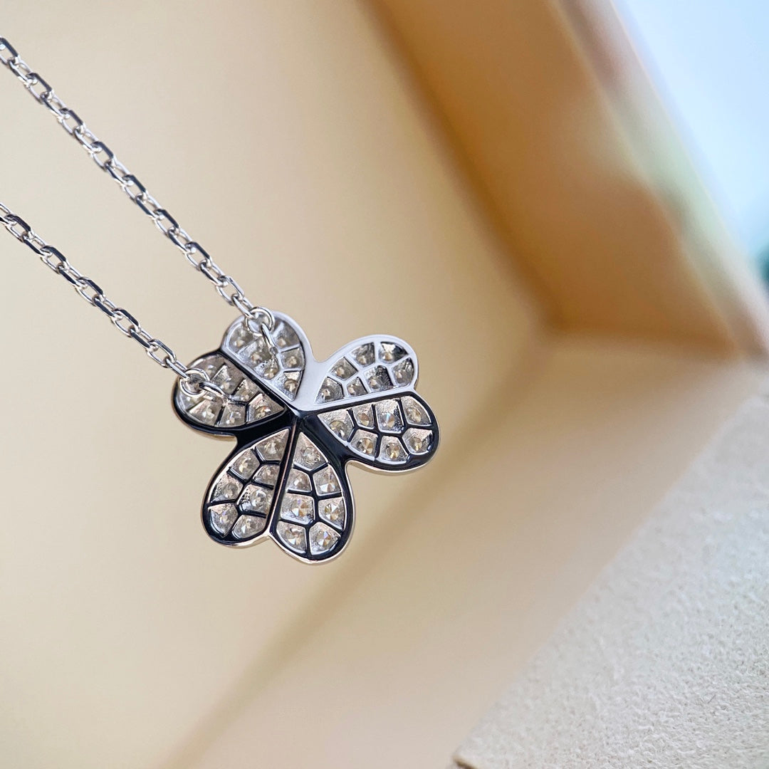 [Love More]CLOVER DIAMOND NECKLACE SILVER