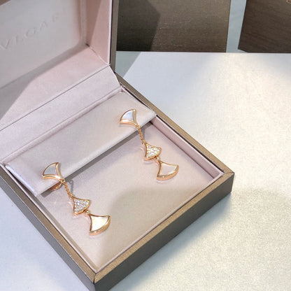 [Love More]DREAM EARRINGS 3 MOTIFS DIAMOND MOP PINK GOLD