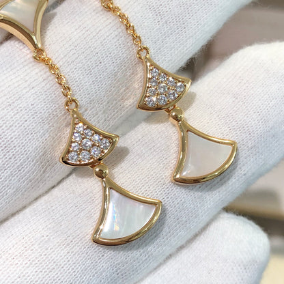 [Love More]DREAM EARRINGS 3 MOTIFS DIAMOND MOP PINK GOLD