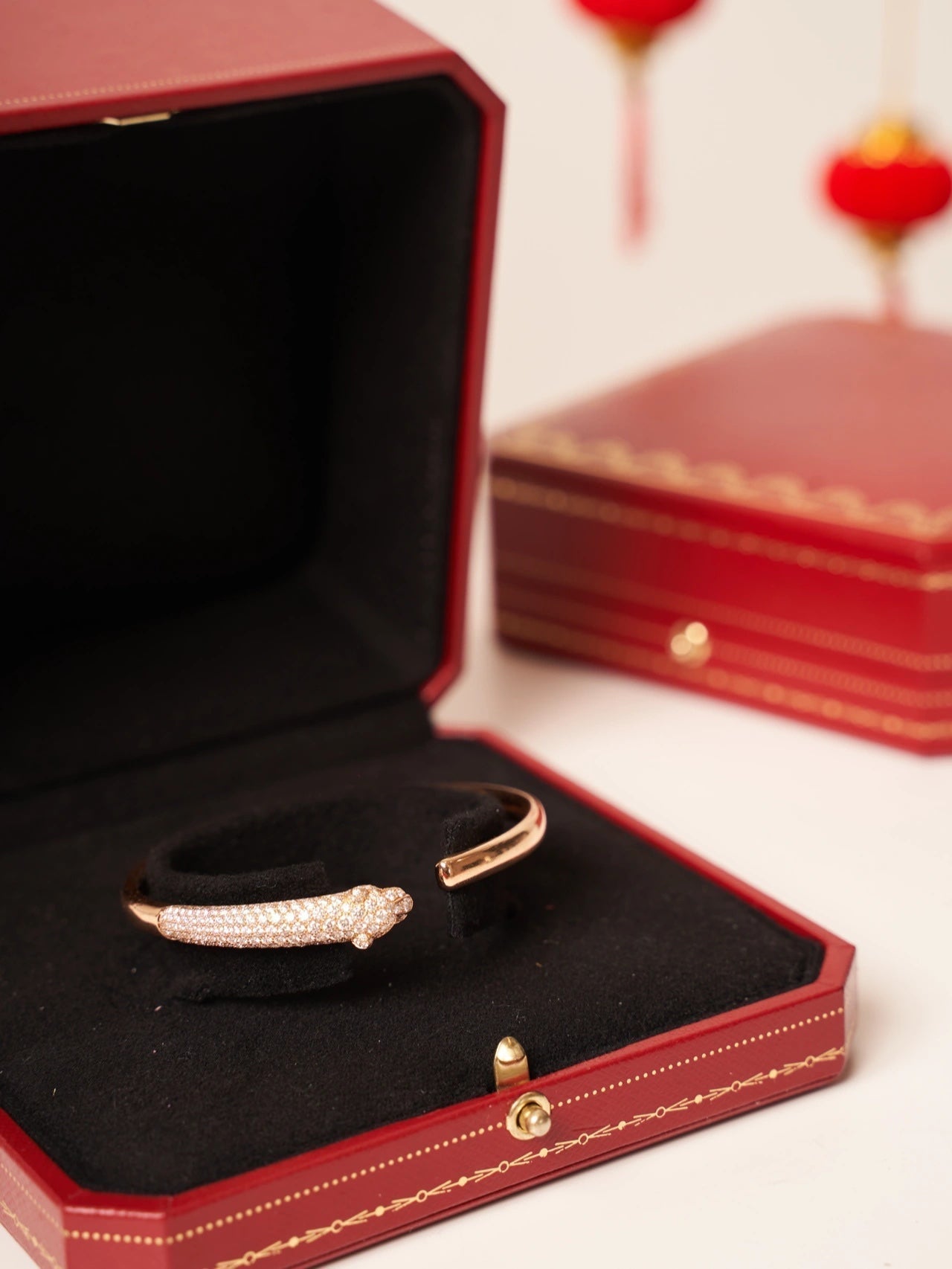 [Love More]PANTHERE ROSE GOLD DIAMOND OPEN BRACELET