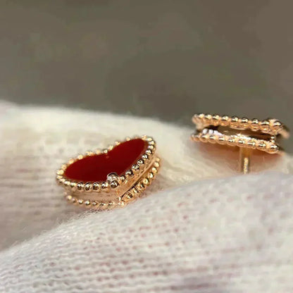 [Love More]HEART CARNELIAN STUD EARRINGS