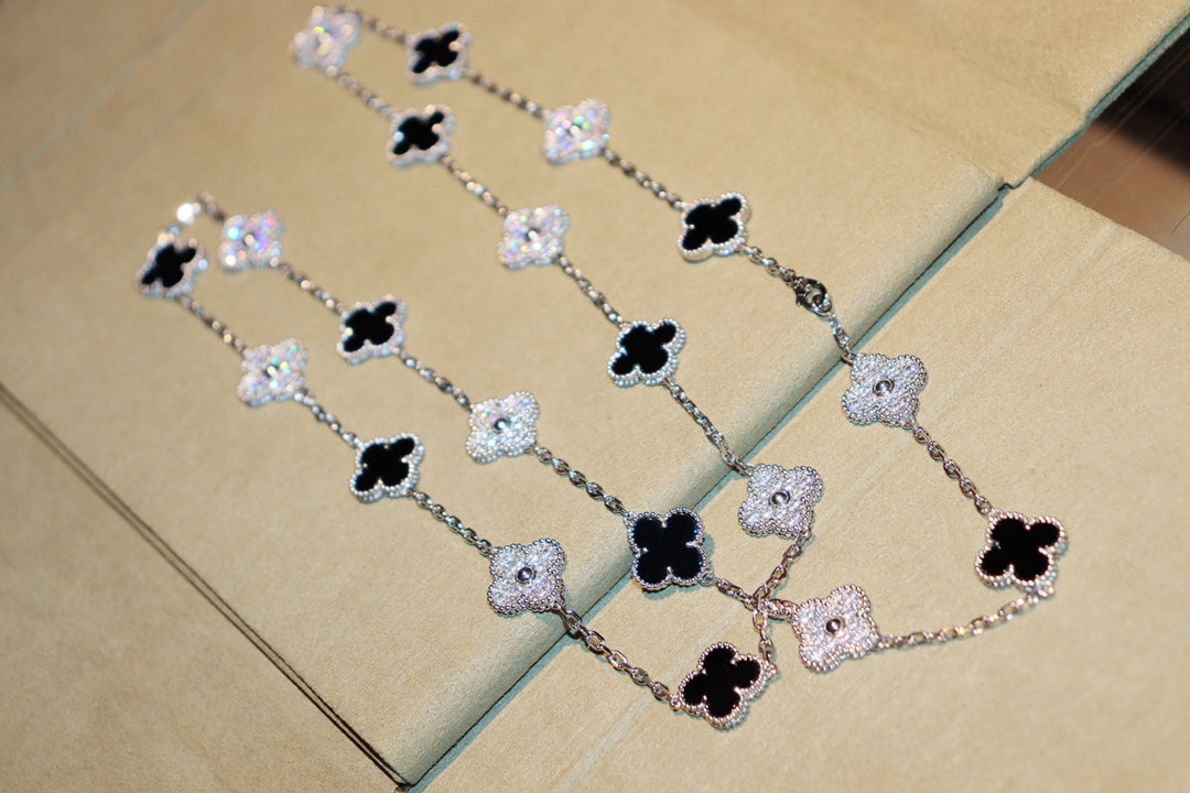 [Love More]CLOVER 20 MOTIFS ONYX DIAMOND SILVER