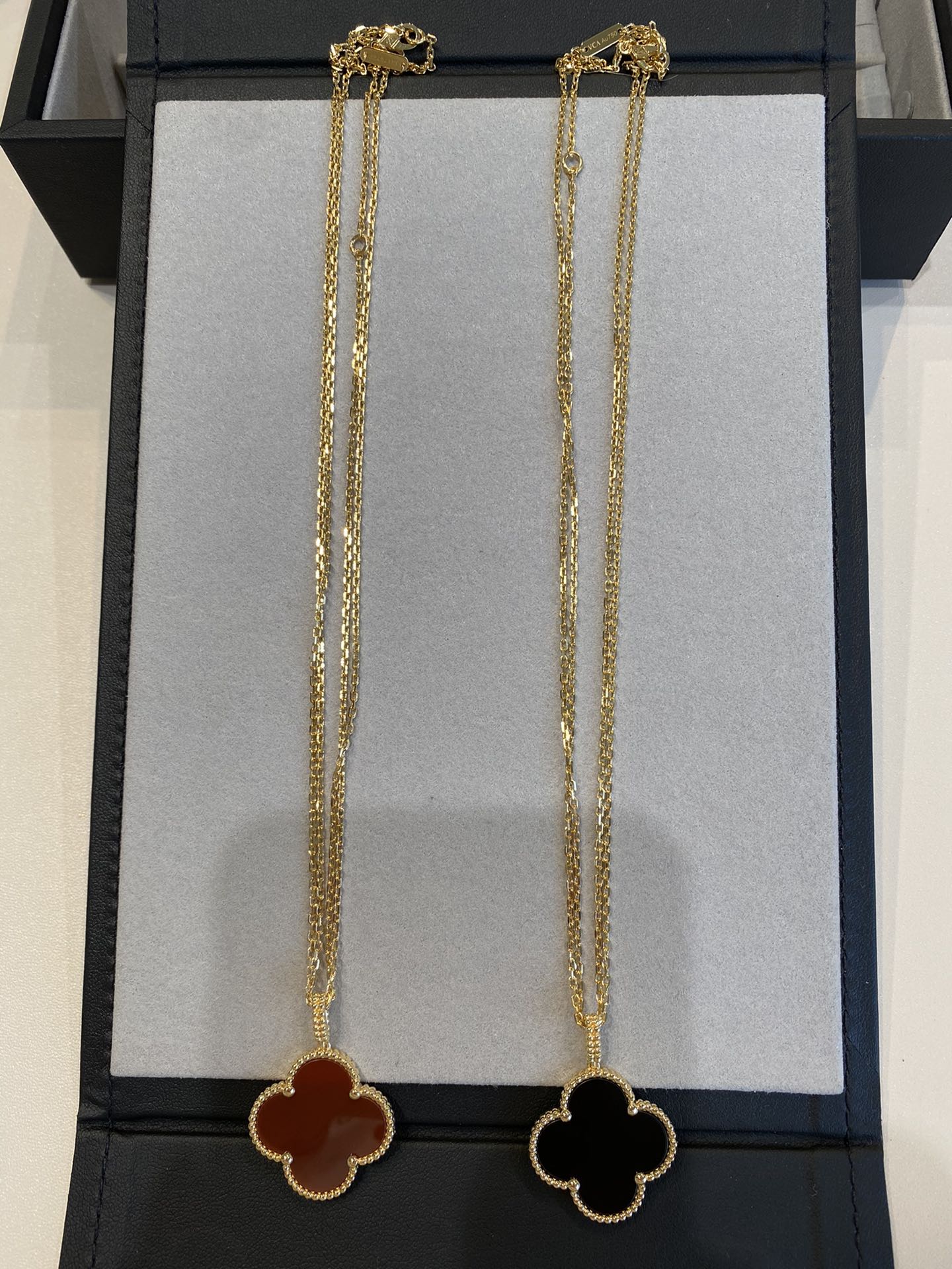 [Love More]CLOVER 25MM NECKLACE GOLD CARNELIAN