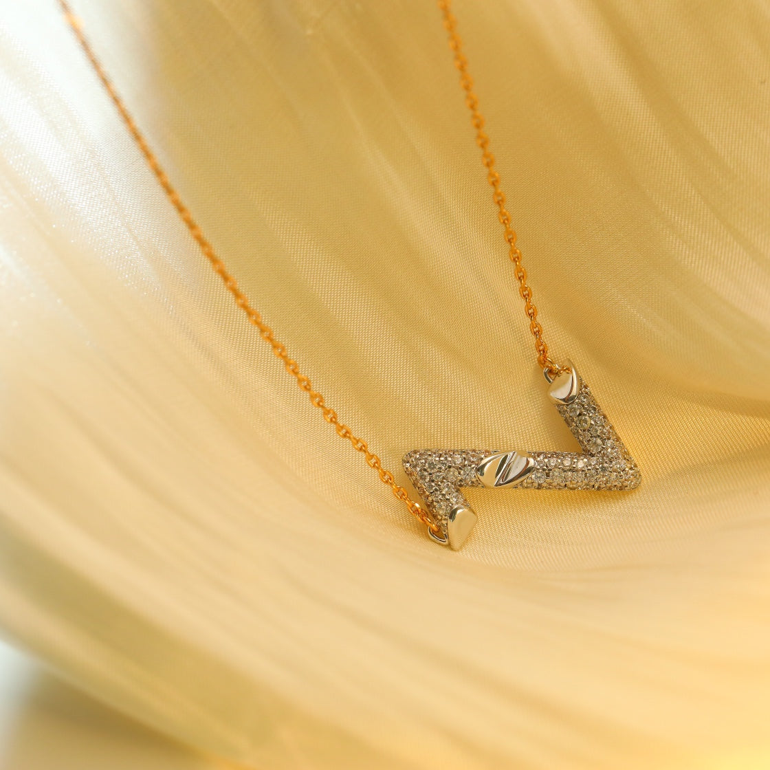 [Love More]VOLT SILVER DIAMOND PEDANT NECKLACE