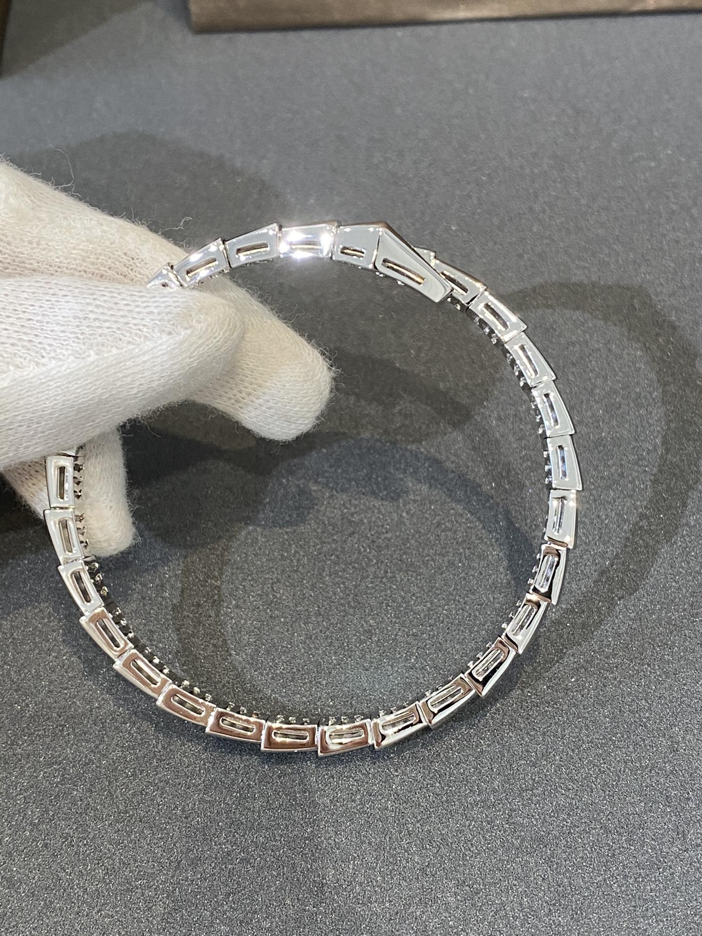 [Love More]SERPENTI BRACELET DIAMONDS SILVER