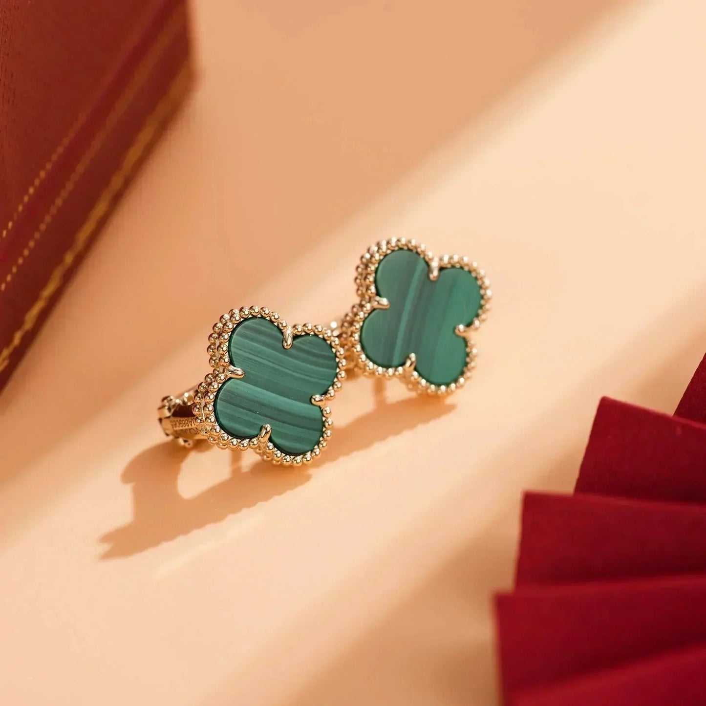 [Love More]CLOVER MEDIUM 1 MOTIFS MALACHITE  EARRINGS