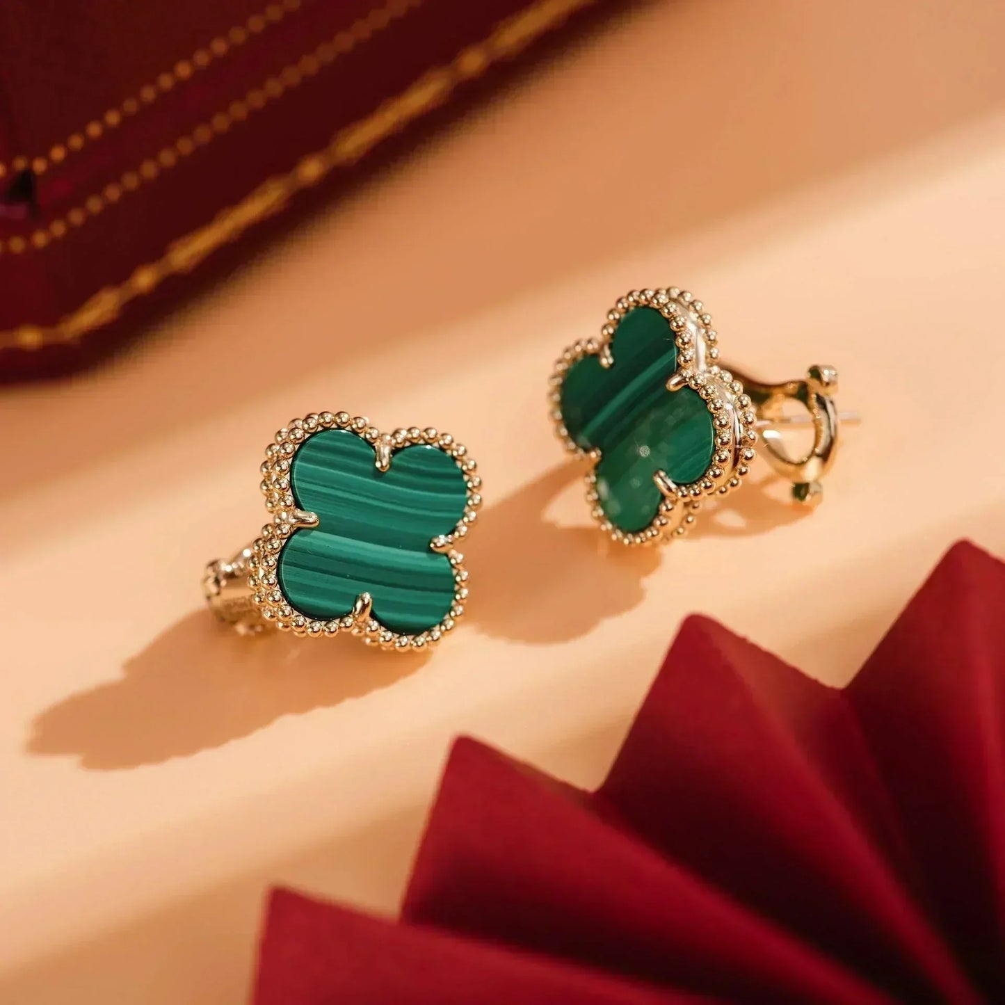 [Love More]CLOVER MEDIUM 1 MOTIFS MALACHITE  EARRINGS