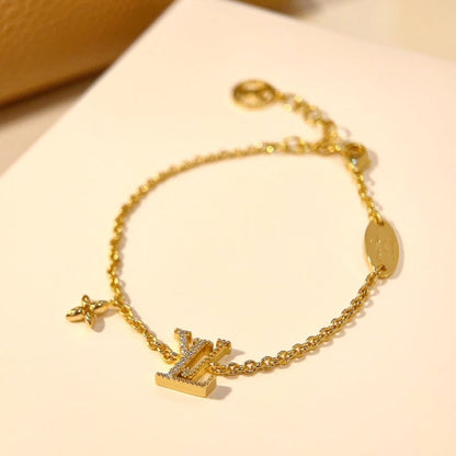 [Love More]LOGO STAR MOTIF GOLD BRACELET