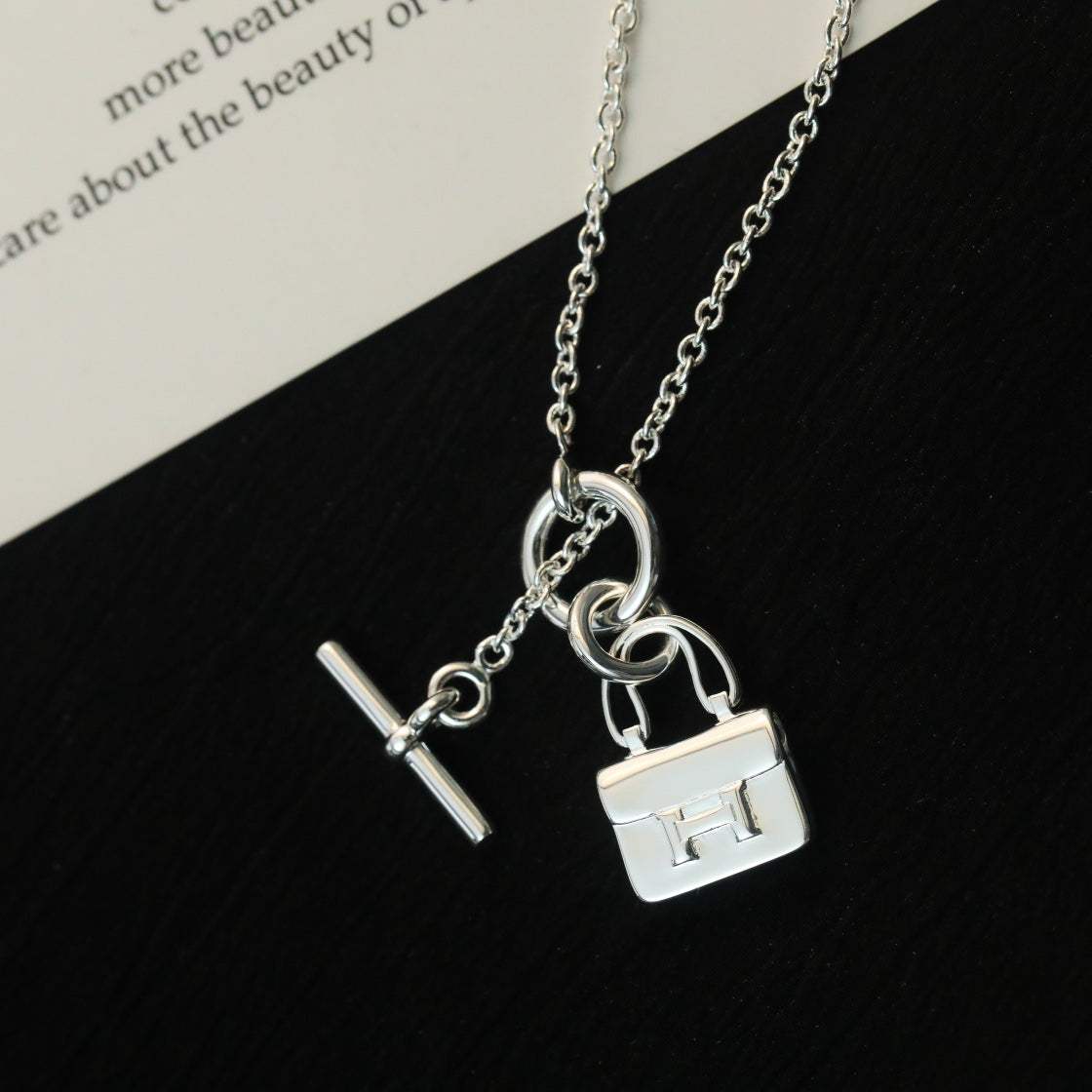 [Love More]POP H PEDANT SILVER NECKLACE