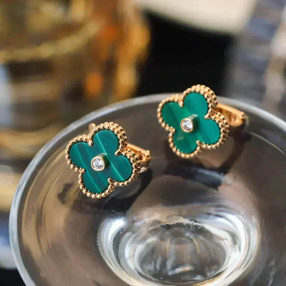 [Love More]CLOVER MEDIUM 1 MOTIFS MALACHITE DIAMOND EARRINGS