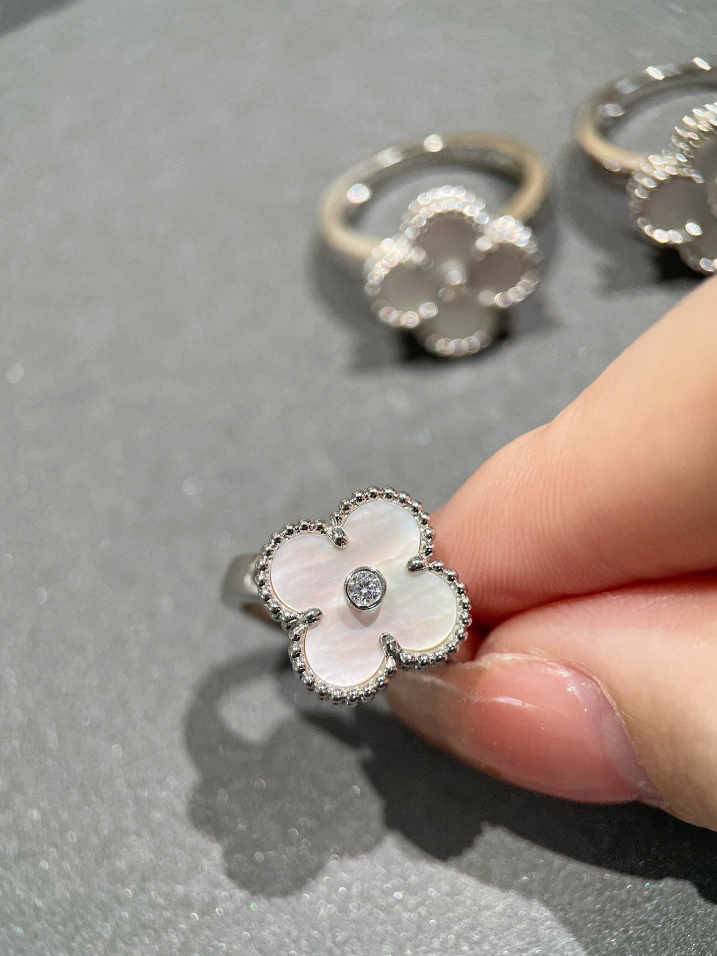 [Love More]CLOVER SILVER MOP DIAMOND RING