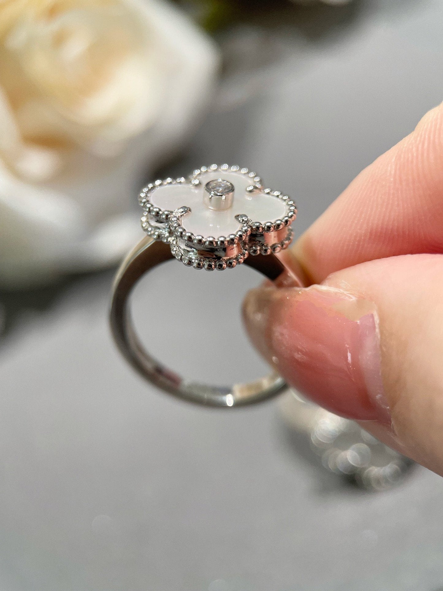 [Love More]CLOVER SILVER MOP DIAMOND RING