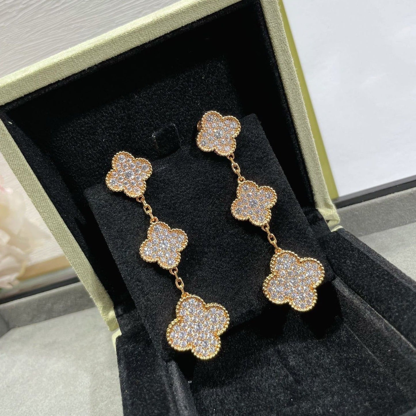 [Love More]CLOVER 3 MOTIFS DIAMOND PAVED ROSE GOLD EARRINGS