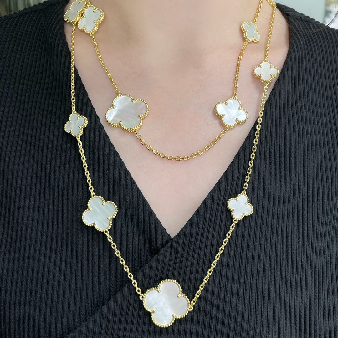 [Love More]CLOVER 16 MOTIF WHITE MOP GOLD NECKLACE