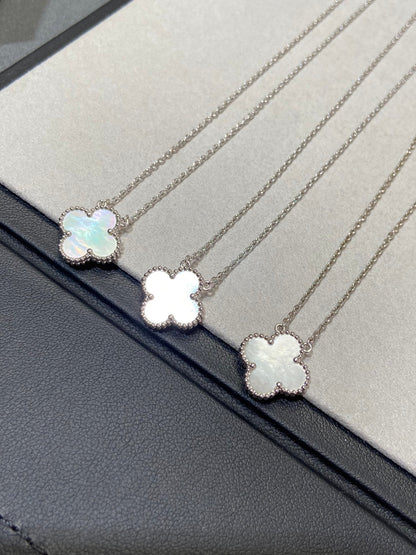 [Love More]CLOVER MEDIUM SILVER WHITE MOP NECKLACE