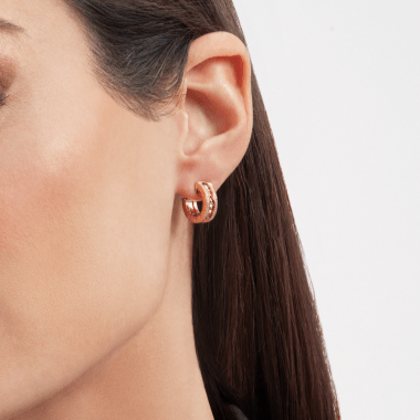 [Love More]ZERO 1 ROCK GOLD EARRINGS WITH STUDDED SPIRAL AND PAVED DIAMONDS