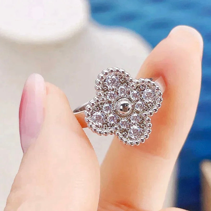 [Love More]CLOVER DIAMOND RING