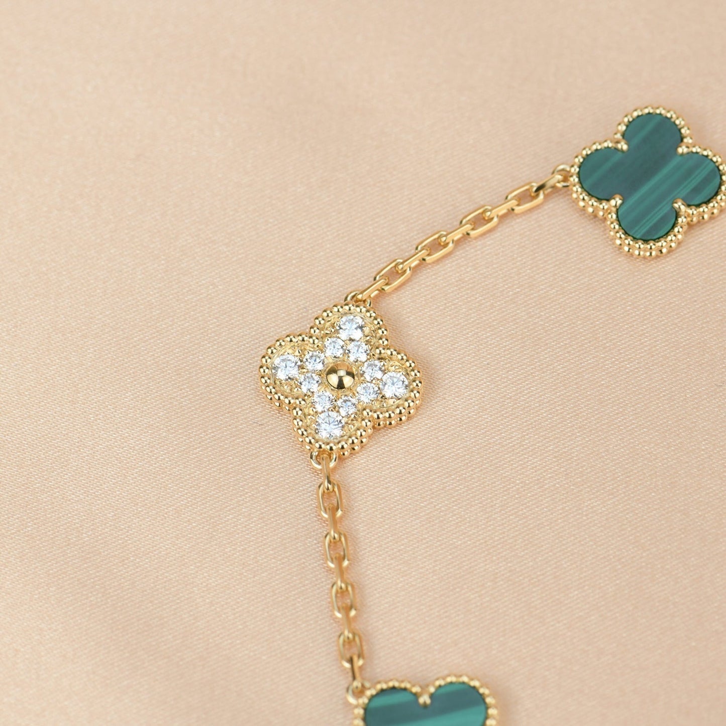 [Love More]CLOVER  5 MOTIF MALACHITE DIAMOND BRACELET