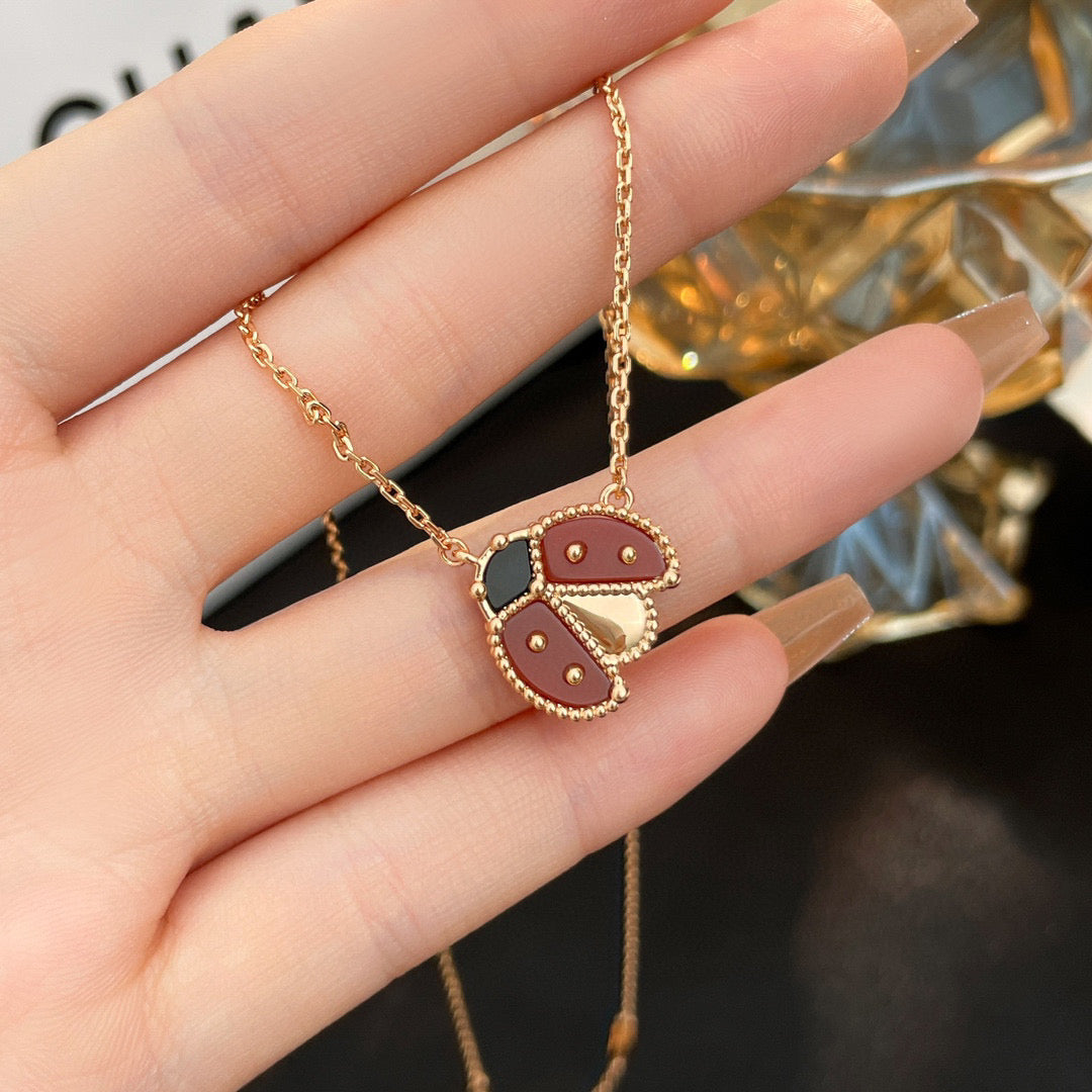 [Love More]LUCKY  CARNELIANS LADYBUG NECKLACE