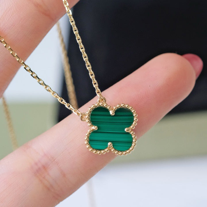 [Love More]CLOVER 15MM MALACHITE SINGLE FLOWER  NECKLACE