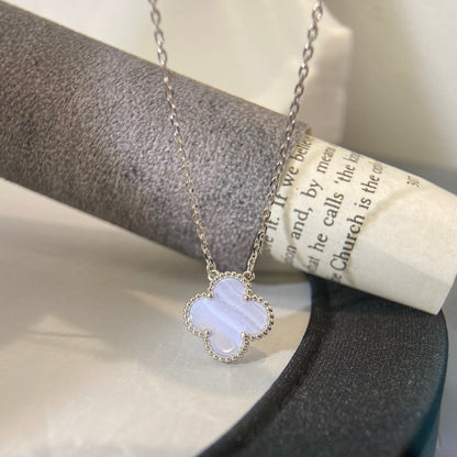 [Love More]CLOVER 15MM BLUE CHALCEDONY NECKLACE SILVER