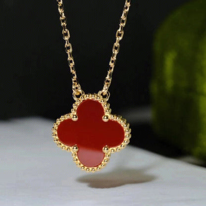 [Love More]CLOVER 15MM CARNELIAN SINGLE FLOWER NECKLACE