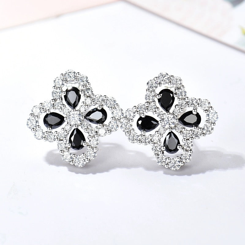 [Love More]LOOP EARRINGS FULL MOTIF DIAMOND 16MM