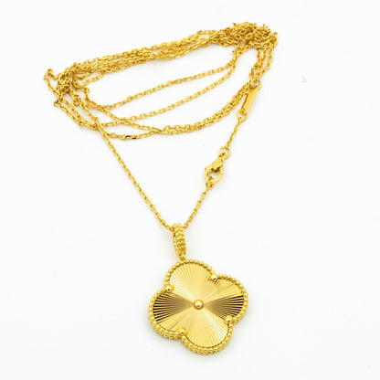 [Love More]CLOVER 25MM PEDANT NECKLACE GOLD