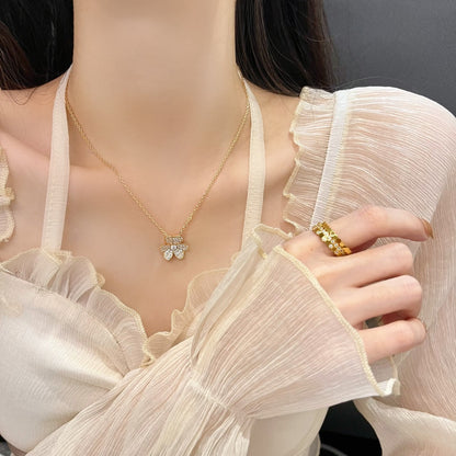 [Love More]FLOWER DIAMOND NECKLACE