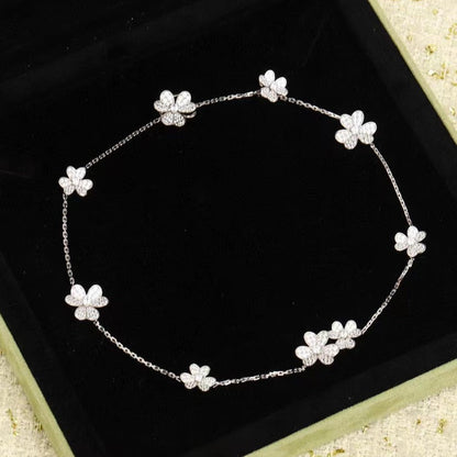 [Love More]FRIVOLE SILVER 9 FLOWERS NECKLACE