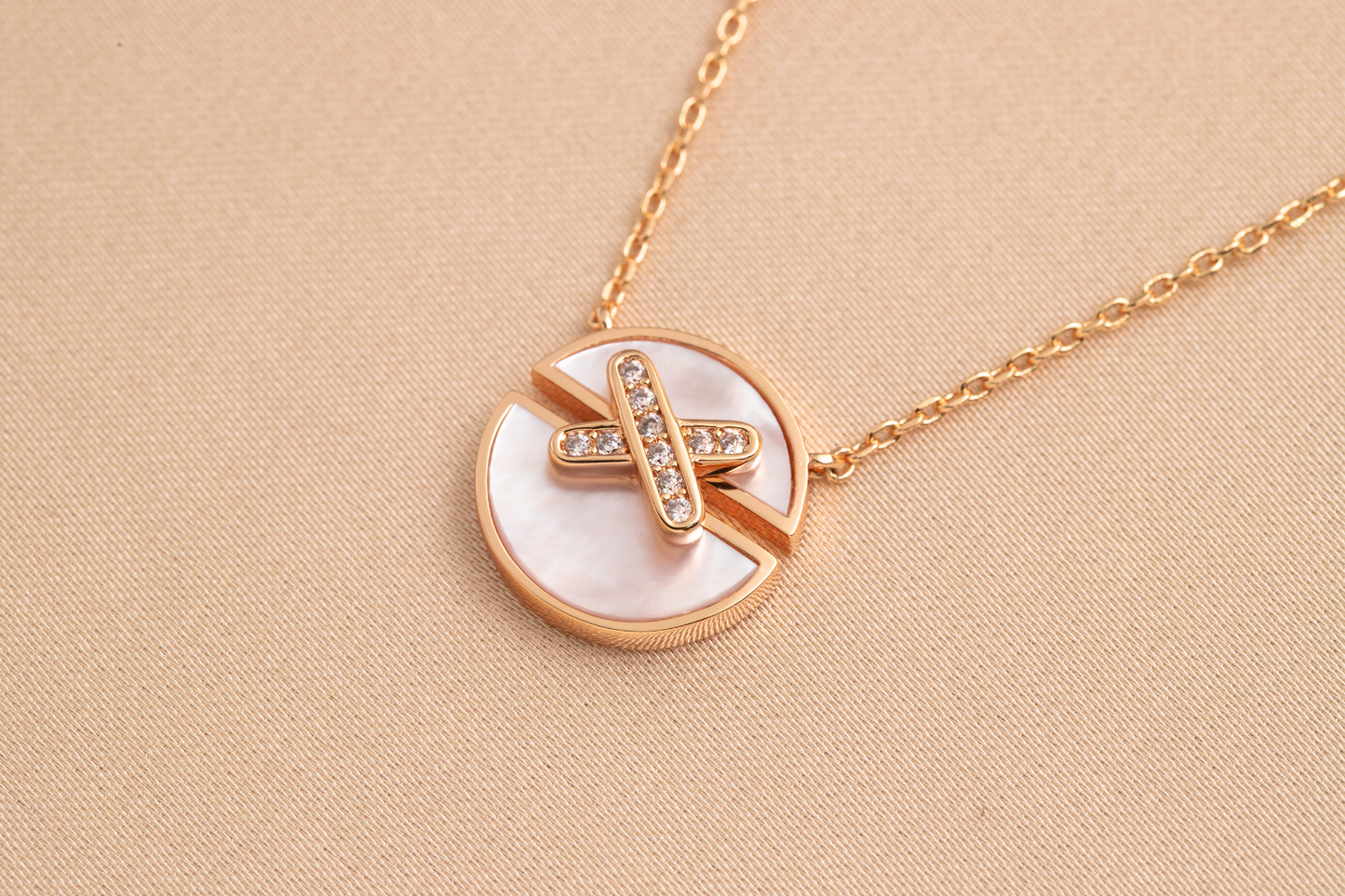 [Love More]JEUX DE PINK GOLD DIAMOND NECKLACE