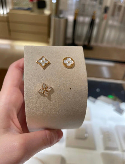 [Love More]STAR BLOSSOM STUD EARRINGS PINK GOLD DIAMONDS