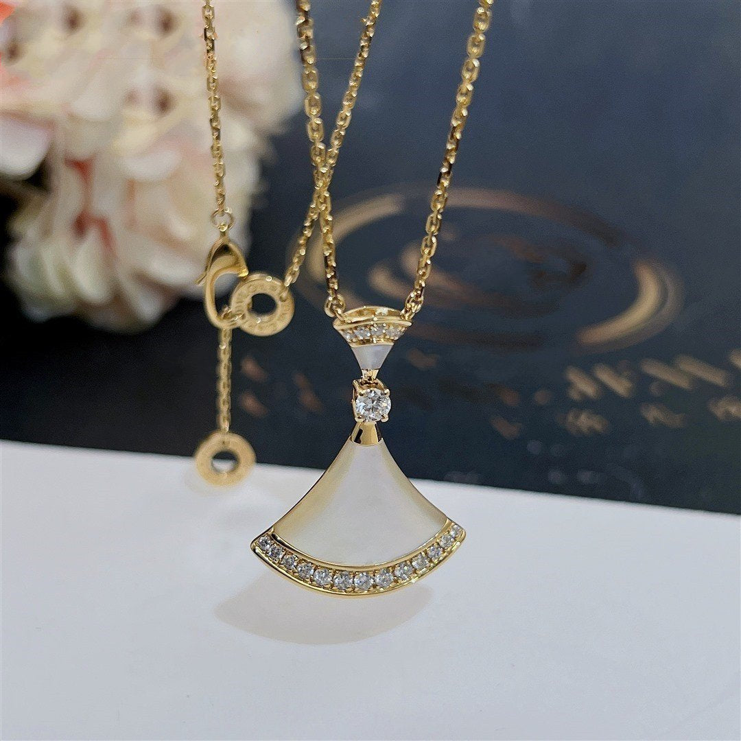 [Love More]DREAM NECKLACE MOP GOLD DIAMOND