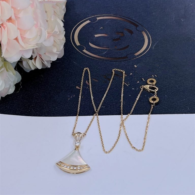 [Love More]DREAM NECKLACE MOP GOLD DIAMOND