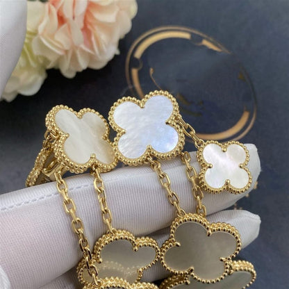 [Love More]CLOVER EARRINGS WHITE MOP 4 MOTIFS GOLD