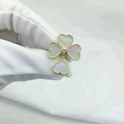 [Love More]SWEET CLOVER WHITE MOP RING